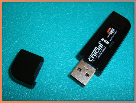 Media asset (photo, screenshot, or image in full size) related to contents posted at 3dfxzone.it | Image Name: crucial_gizmo_overdrive_2gb_with_security_software_3.jpg